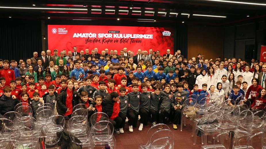 ‘Amatör Spor Kulüplerine Yardım Kupa ve Ödül Töreni’ düzenlendi