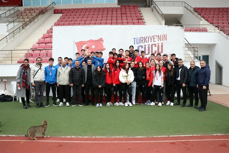 Okul Sporları Atletizm İl Birinciliği düzenlendi