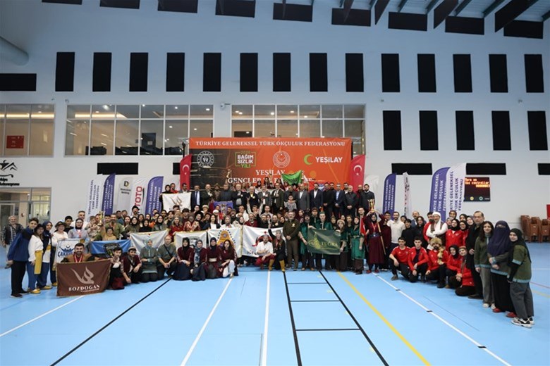 Geleneksel okçulukla ödüller sahiplerini buldu