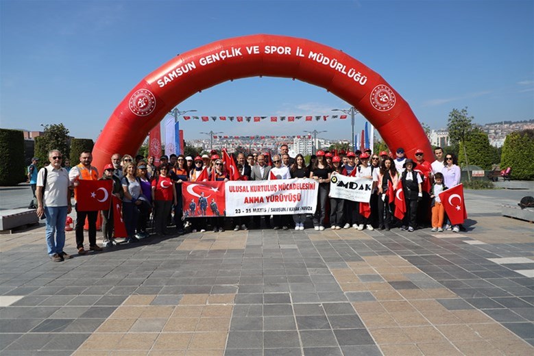 15. Ulusal Kurtuluş Mücadelesi Anma Yürüyüşü başladı